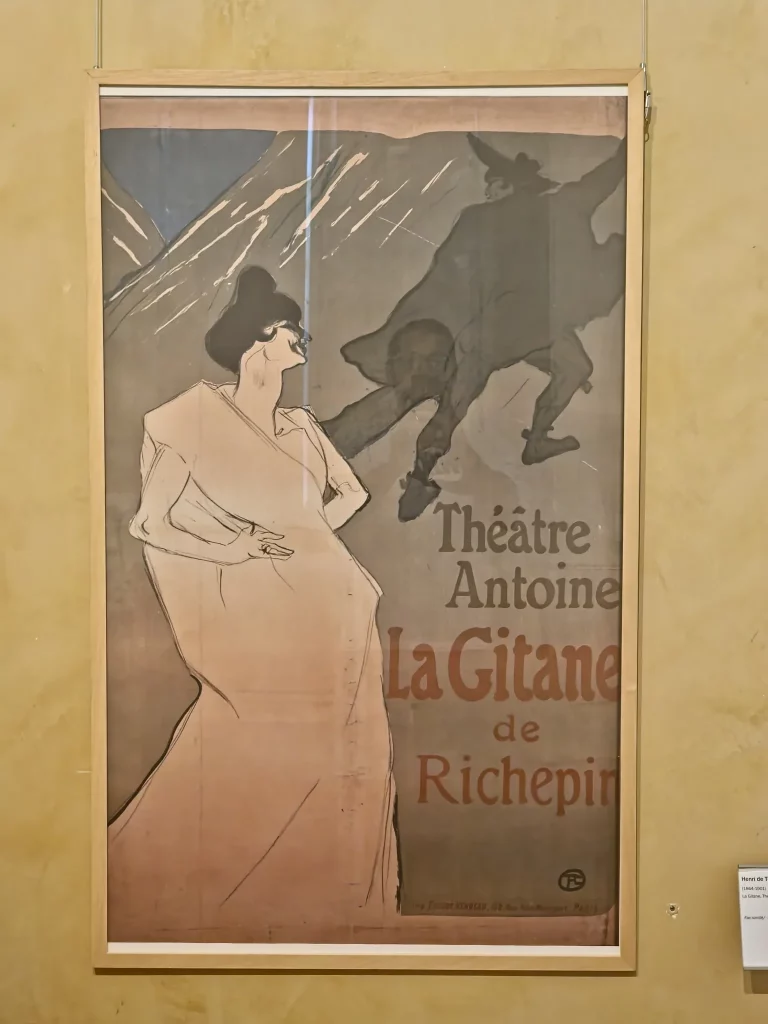 Affiche du Théâtre Antoine pour La Gitane réalisée par Henri de Toulouse-Lautrec, figure féminine stylisée et silhouette en mouvement sur fond dramatique.
